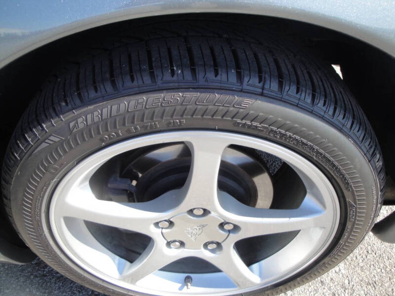 2004 Chevrolet Corvette