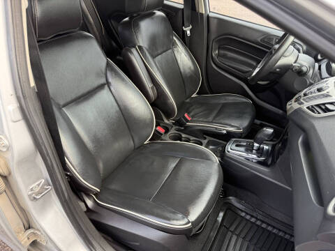 2013 Ford Fiesta Titanium