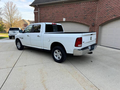2017 RAM 1500 SLT