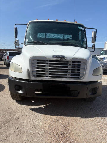 2006 Freightliner M2 106 for sale at BSA Used Cars in Pasadena TX