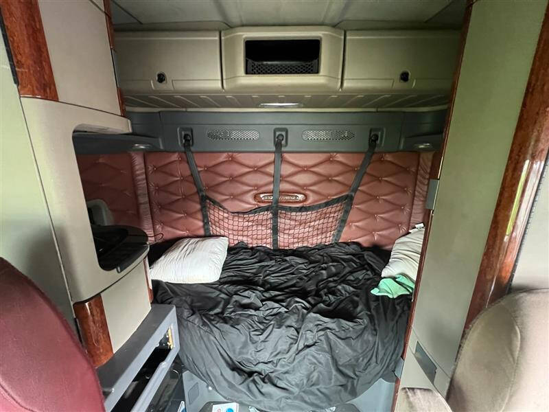 2012 Freightliner Cascadia