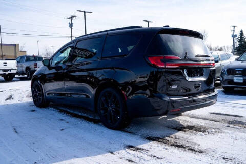 2025 Chrysler Pacifica Limited