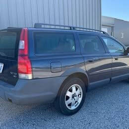 2004 Volvo XC70