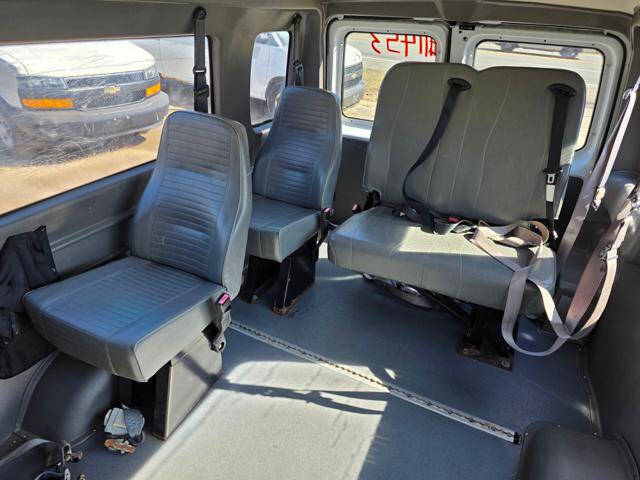 2012 Ford E-Series E-350 SD