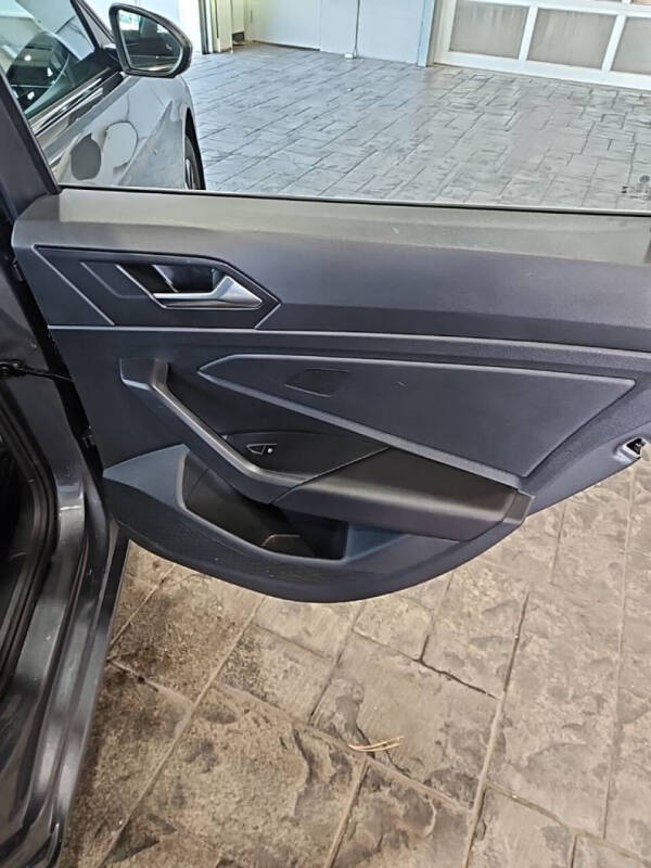 2025 Volkswagen Jetta S