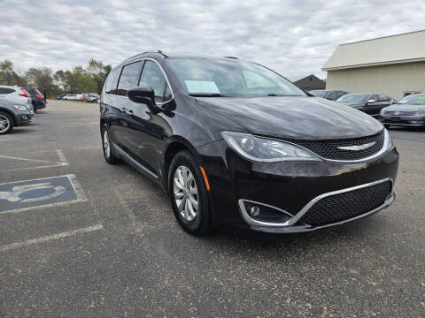 2018 Chrysler Pacifica Touring L Plus