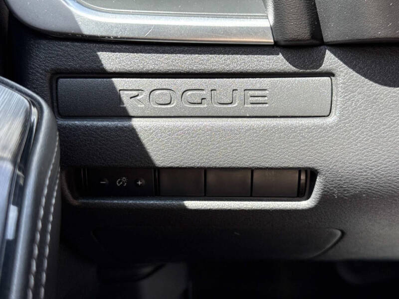 2022 Nissan Rogue S