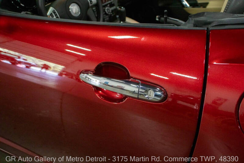 2009 Saturn SKY Red Line