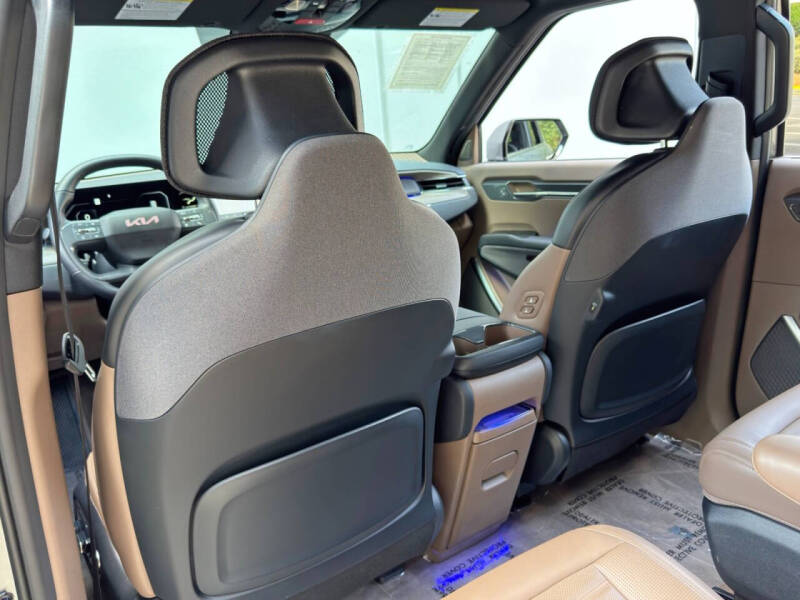 2024 Kia EV9 Land