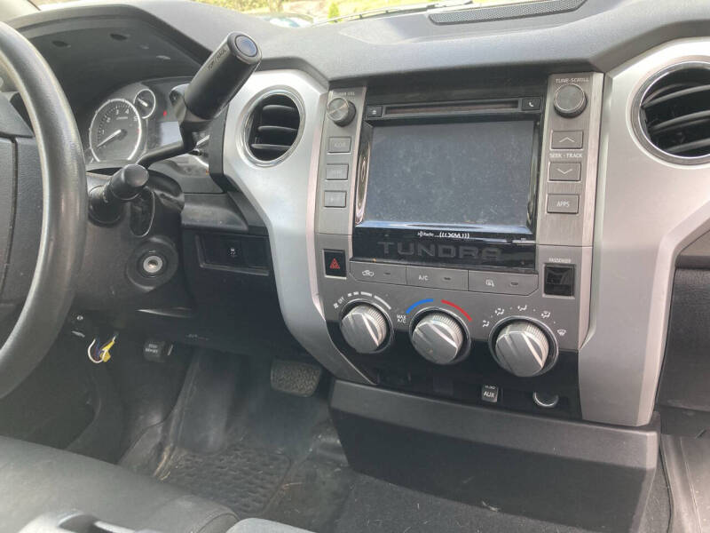 2014 Toyota Tundra SR5