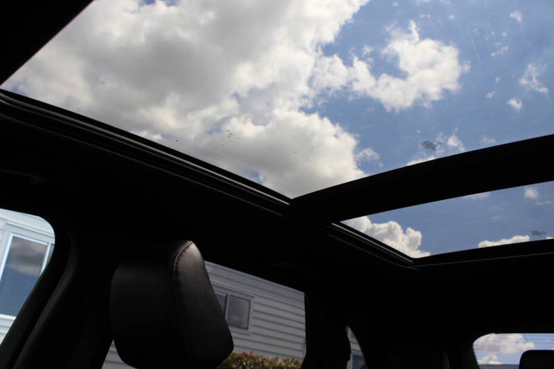 2023 Ford Edge ST-Line