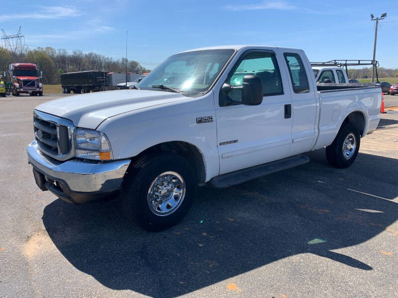 2001 Ford F-250 Super Duty XL photo 2