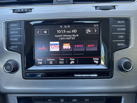 2015 Volkswagen Golf TSI SE