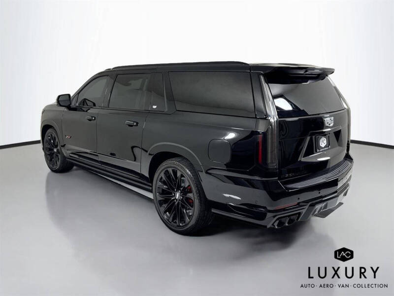 2025 Cadillac Escalade-V ESV