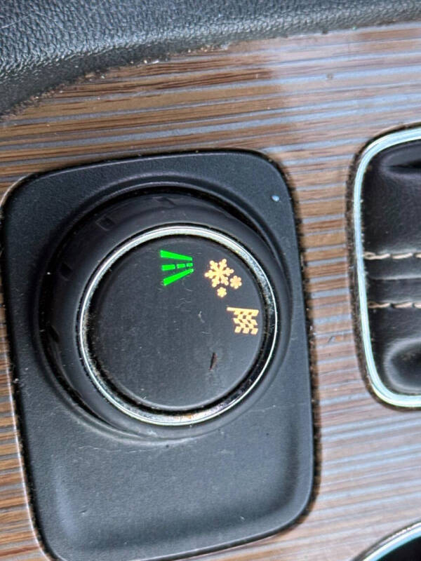 2017 GMC Acadia SLE-2