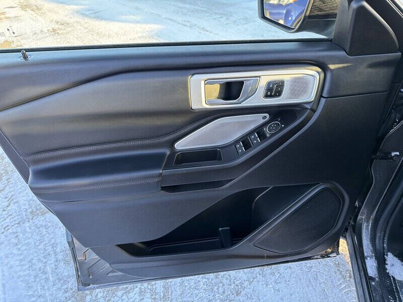 2020 Ford Explorer Platinum