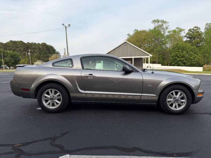 2009 Ford Mustang V6 Deluxe