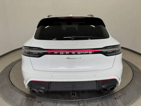 2022 Porsche Macan S