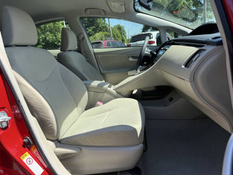 2010 Toyota Prius II