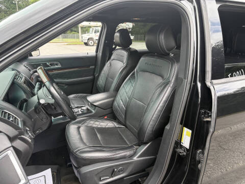2017 Ford Explorer Platinum