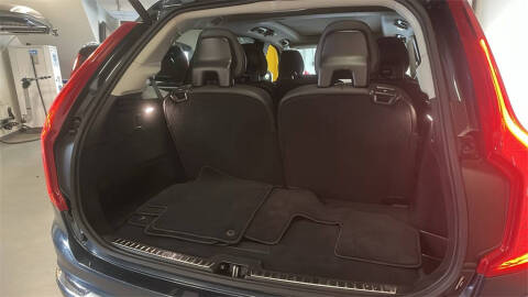 2025 Volvo XC90 B5 Core Bright Theme