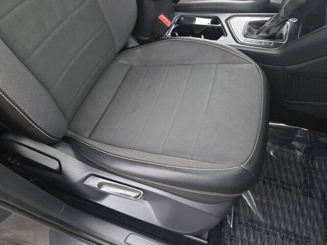 2022 Volkswagen Taos SE