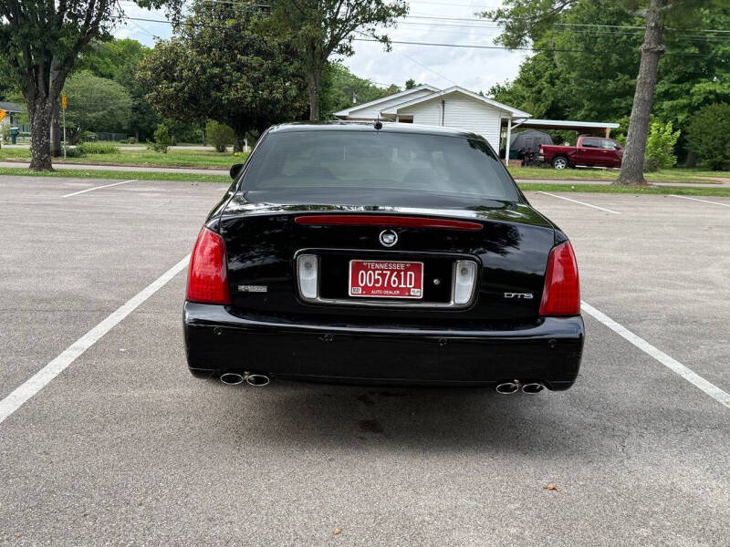 2005 Cadillac DeVille DTS