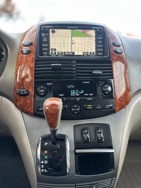 2007 Toyota Sienna XLE 7-Passenger