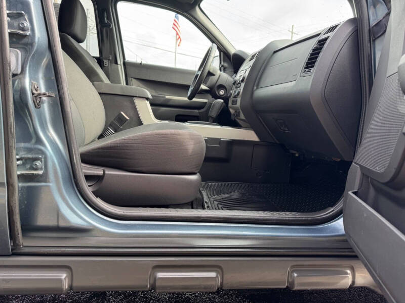 2011 Ford Escape XLT