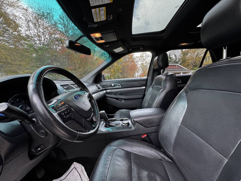 2017 Ford Explorer Sport