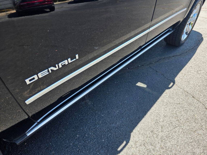 2020 GMC Yukon XL Denali
