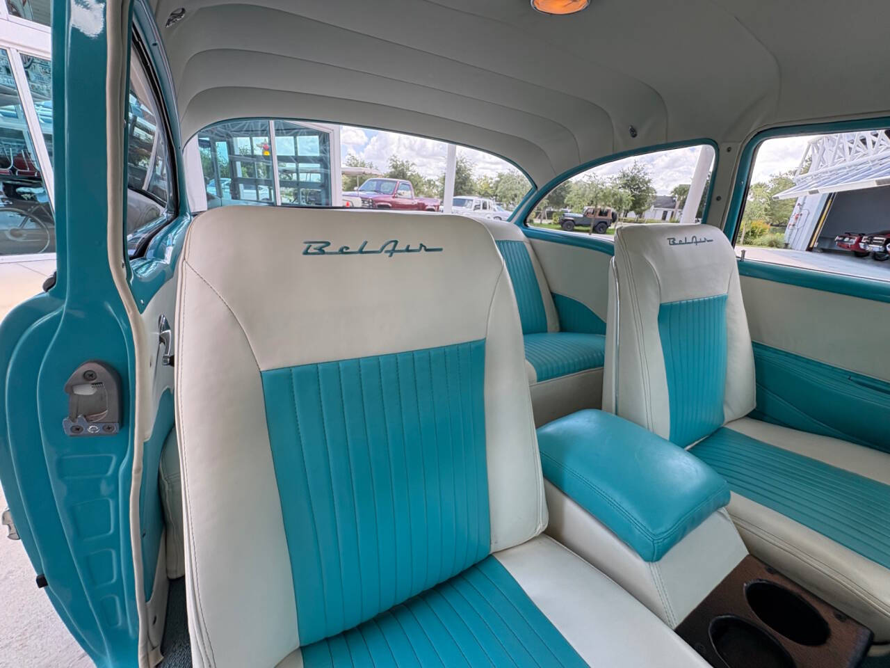 1955 Chevrolet Bel Air 32