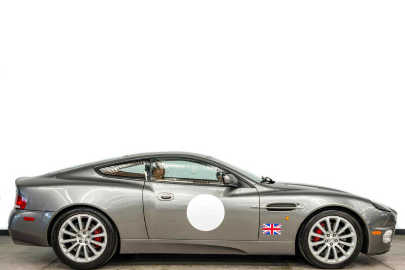 2003 Aston Martin V12 Vanquish