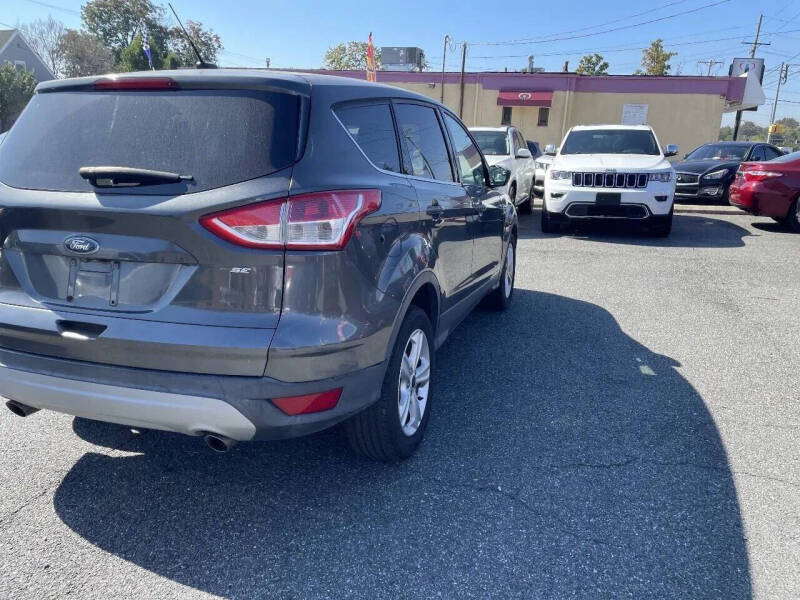 2016 Ford Escape SE
