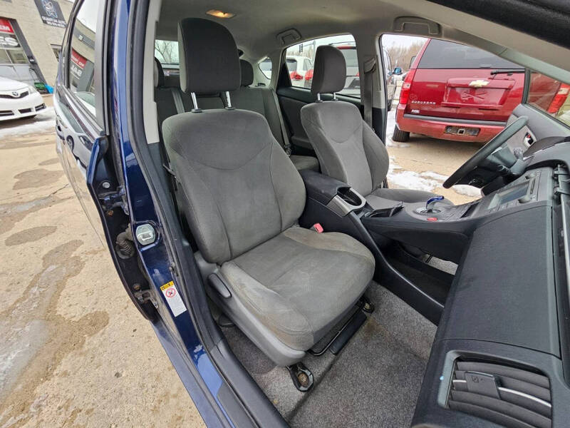 2012 Toyota Prius Three