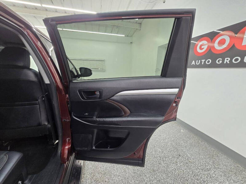2016 Toyota Highlander LE