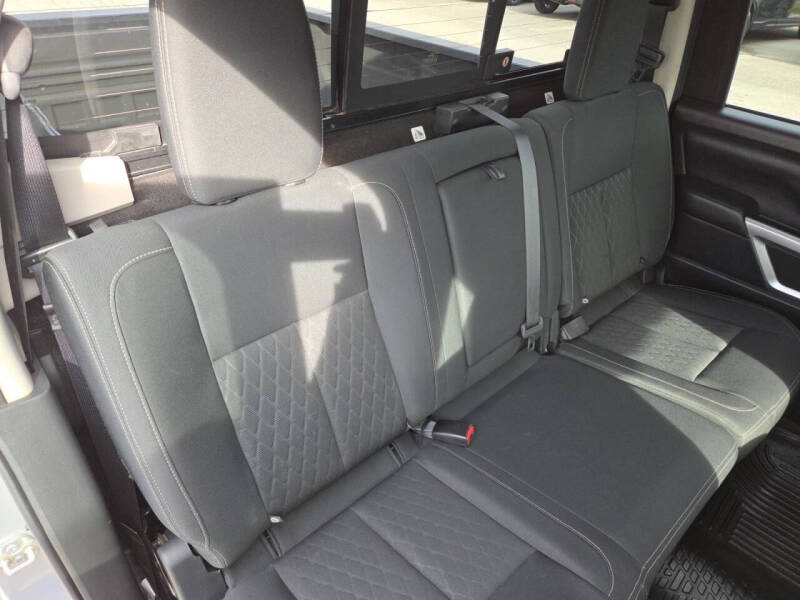 2019 Nissan Titan SV