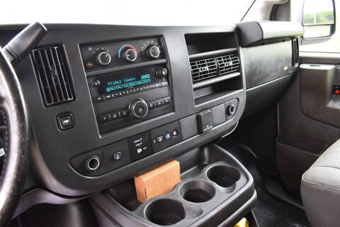 2022 Chevrolet Express LS 3500