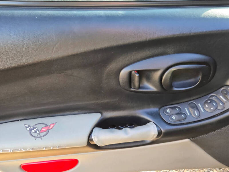 2004 Chevrolet Corvette