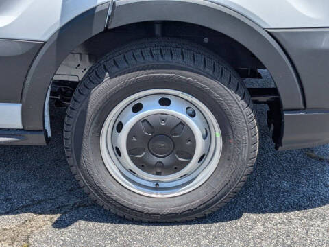 2025 Ford Transit 250