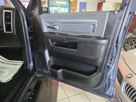 2021 RAM 1500 Classic SLT