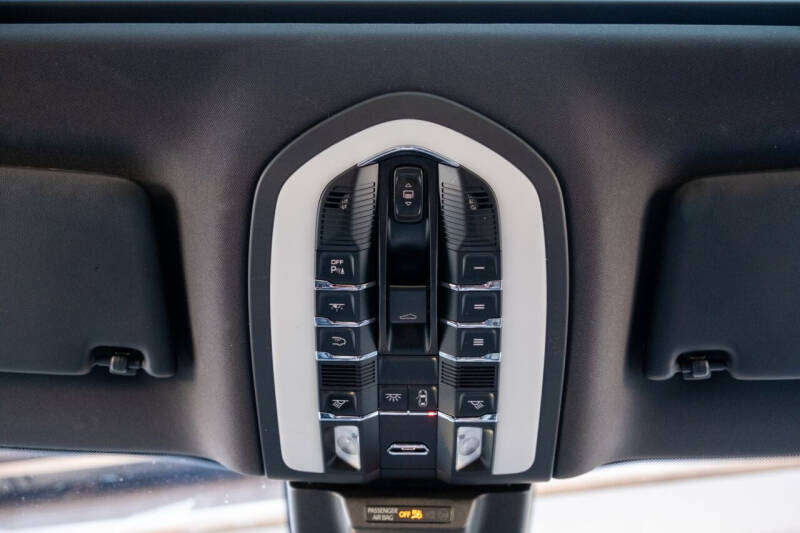 2017 Porsche Macan S