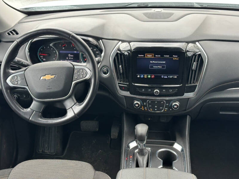 2021 Chevrolet Traverse LT Cloth