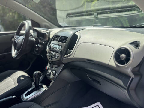 2014 Chevrolet Sonic LT Auto