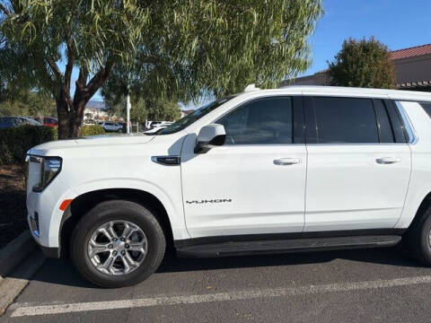 2022 GMC Yukon XL SLE