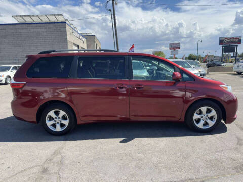 2015 Toyota Sienna