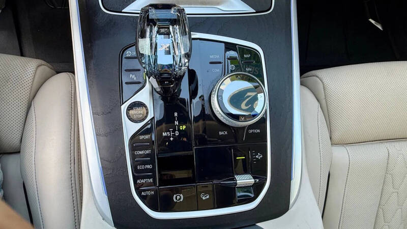 2022 BMW X7 xDrive40i