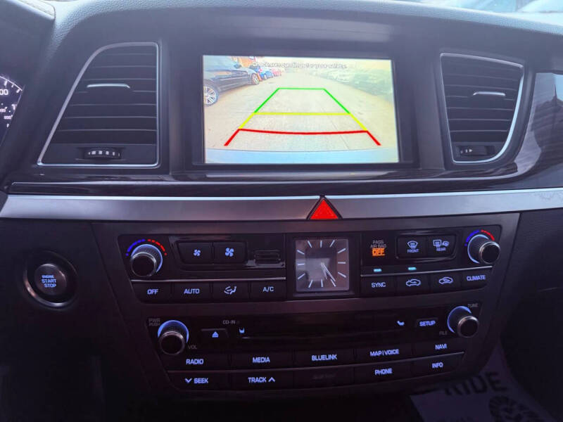 2016 Hyundai Genesis