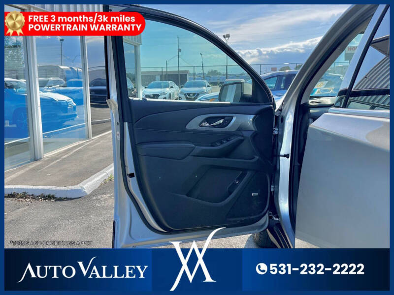 2021 Chevrolet Traverse LT Leather