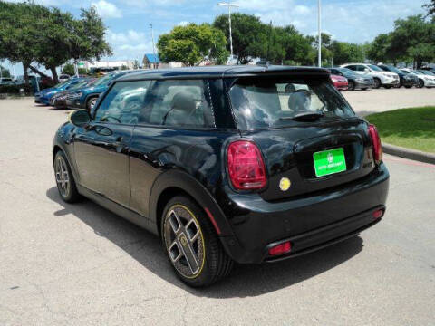 2024 MINI Hardtop 2 Door Cooper SE